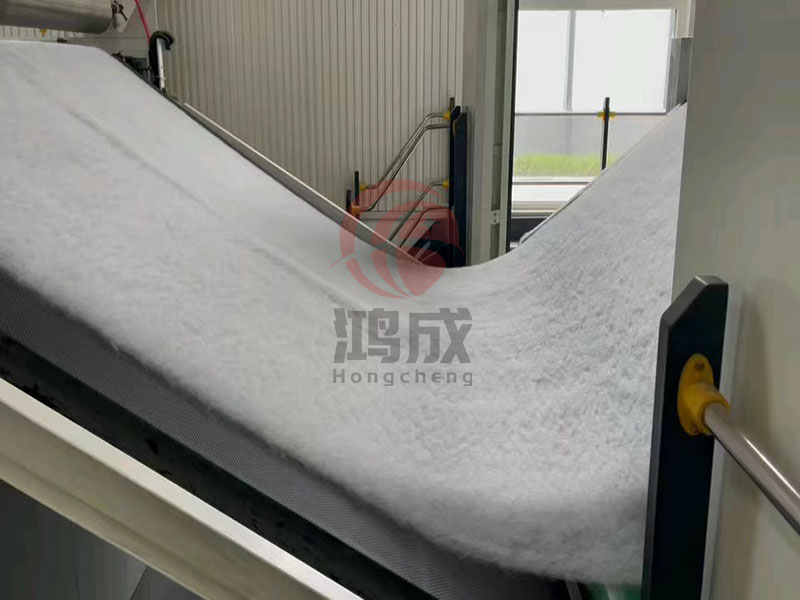 短丝针刺无纺土工布